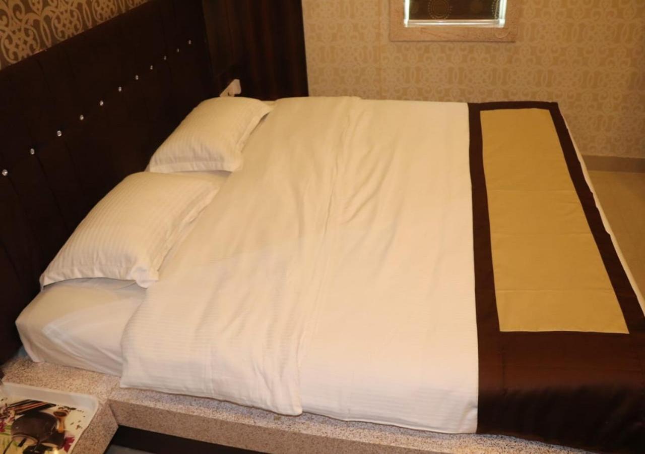 Hotel Angina Kolkata Ngoại thất bức ảnh