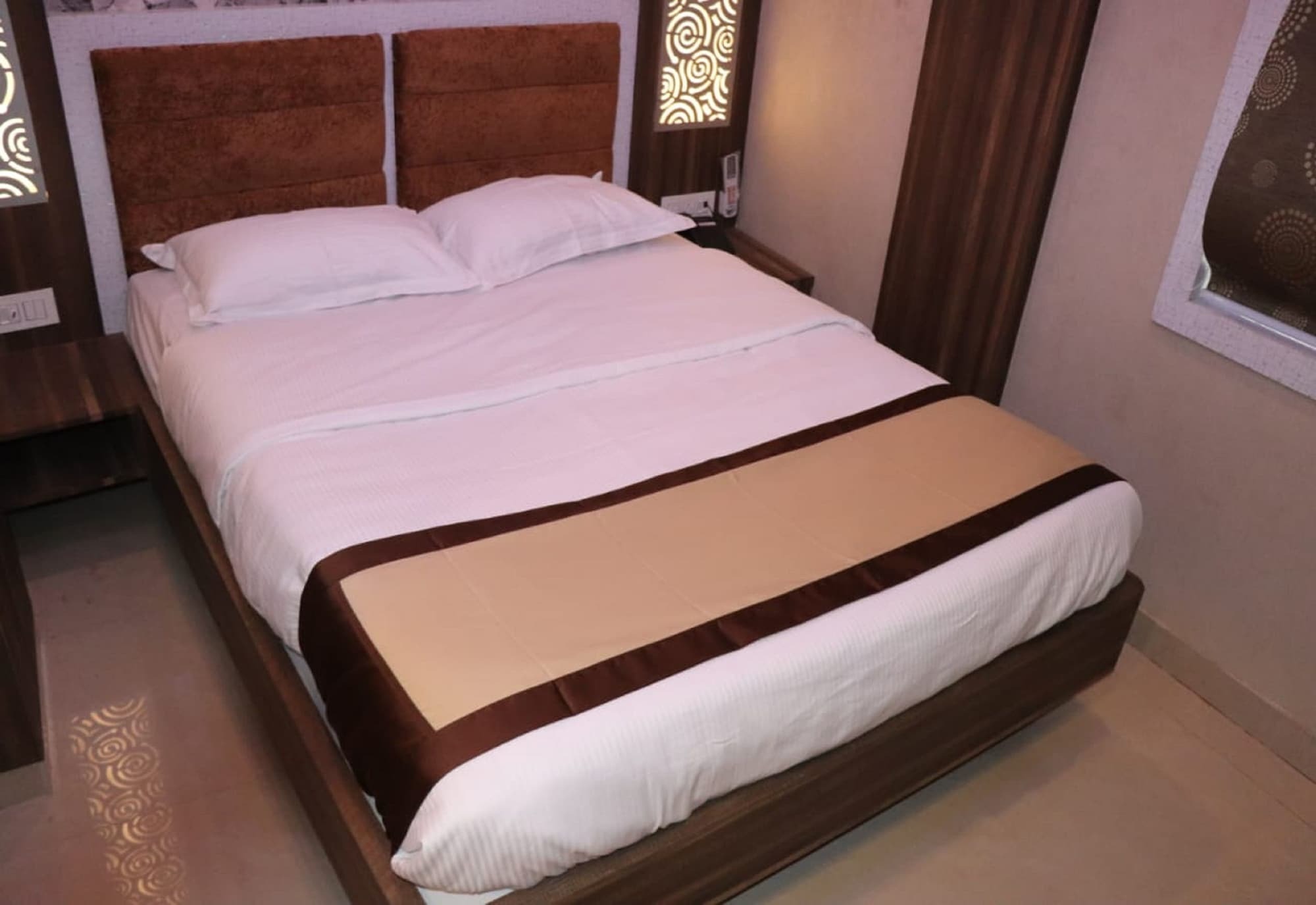 Hotel Angina Kolkata Ngoại thất bức ảnh